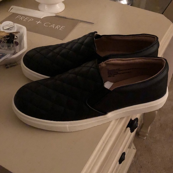 womens quilted sneakers